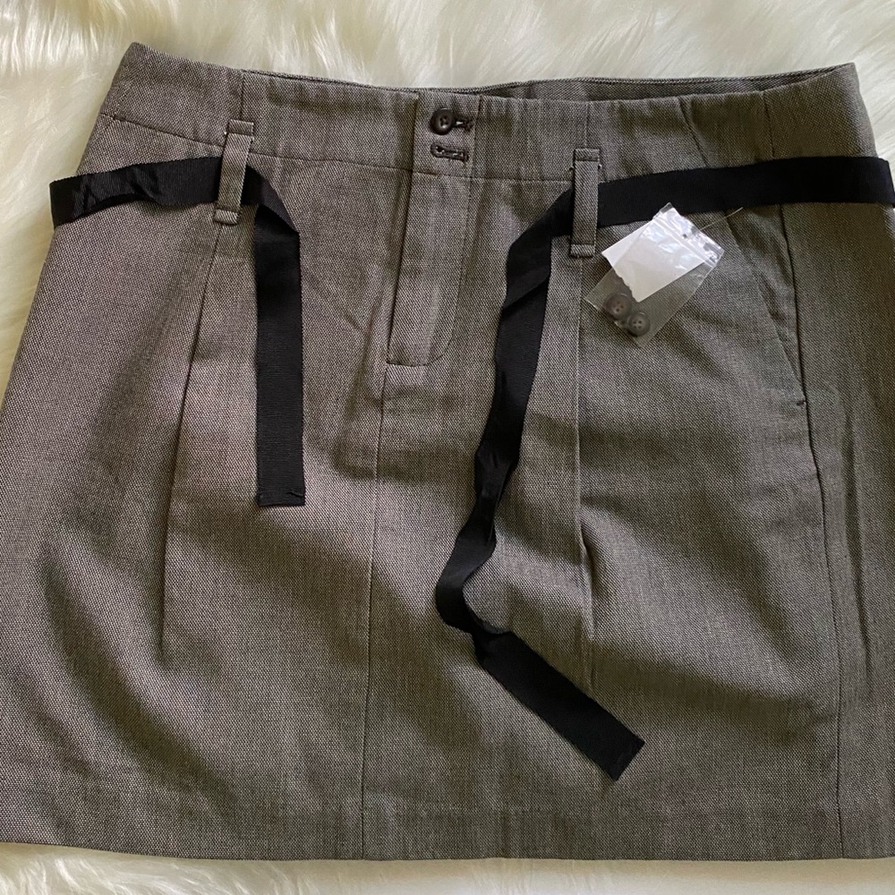 GAP SKIRT MINI WOMENS SIZE 8 WITH TAG